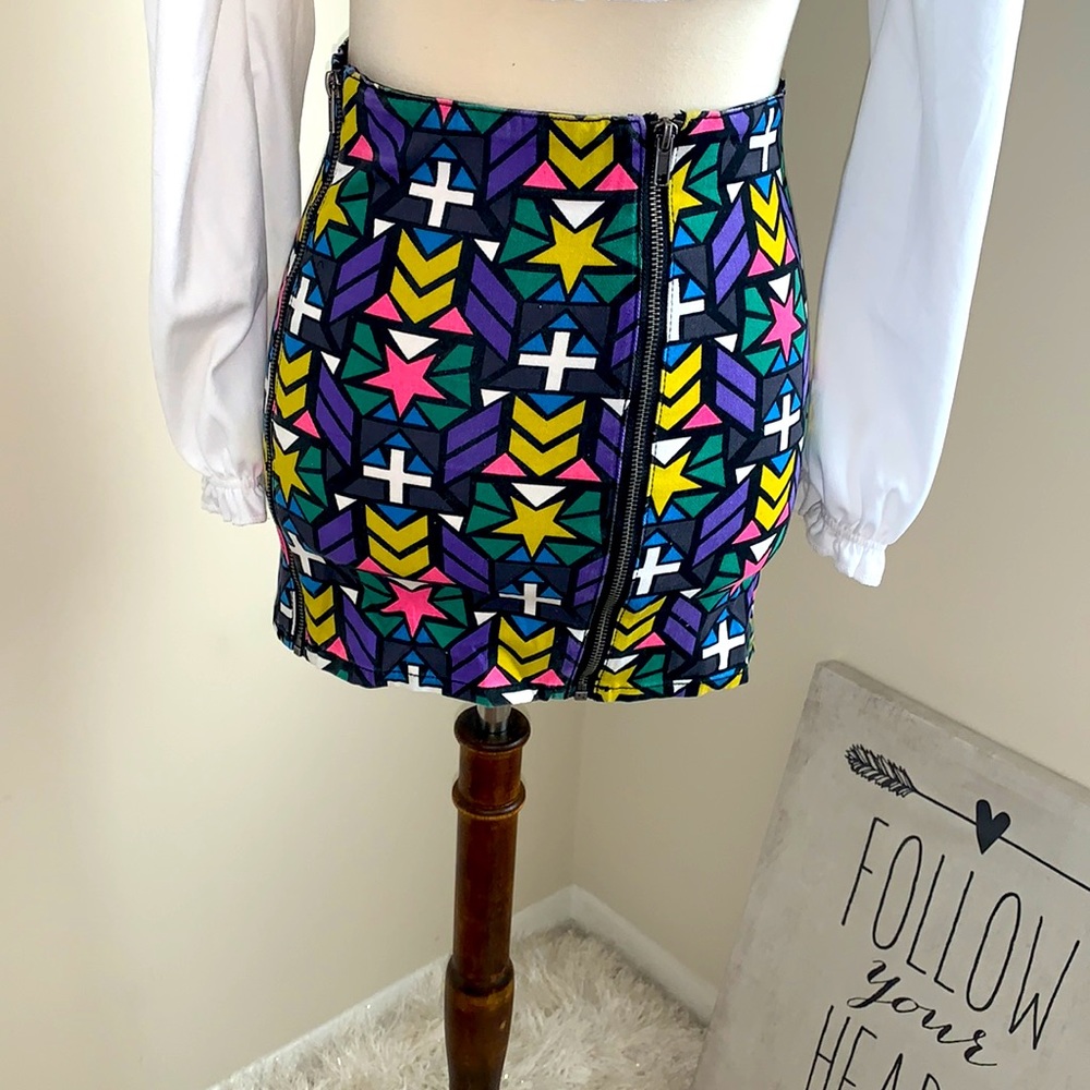 Skirt - Picture 2 of 3